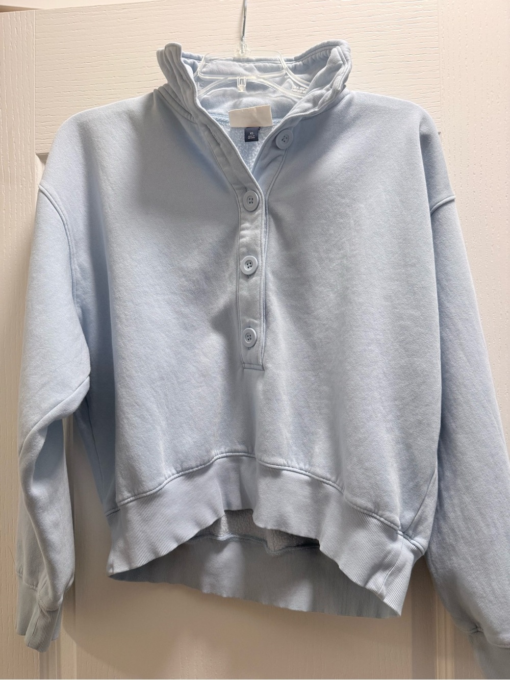 Universal Thread Light Blue Button-Front V-Neck Pullover Sweater